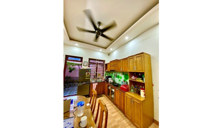 Nhà Linh Trung - HXH – 3PN – 100m2 – 6,5tỷ